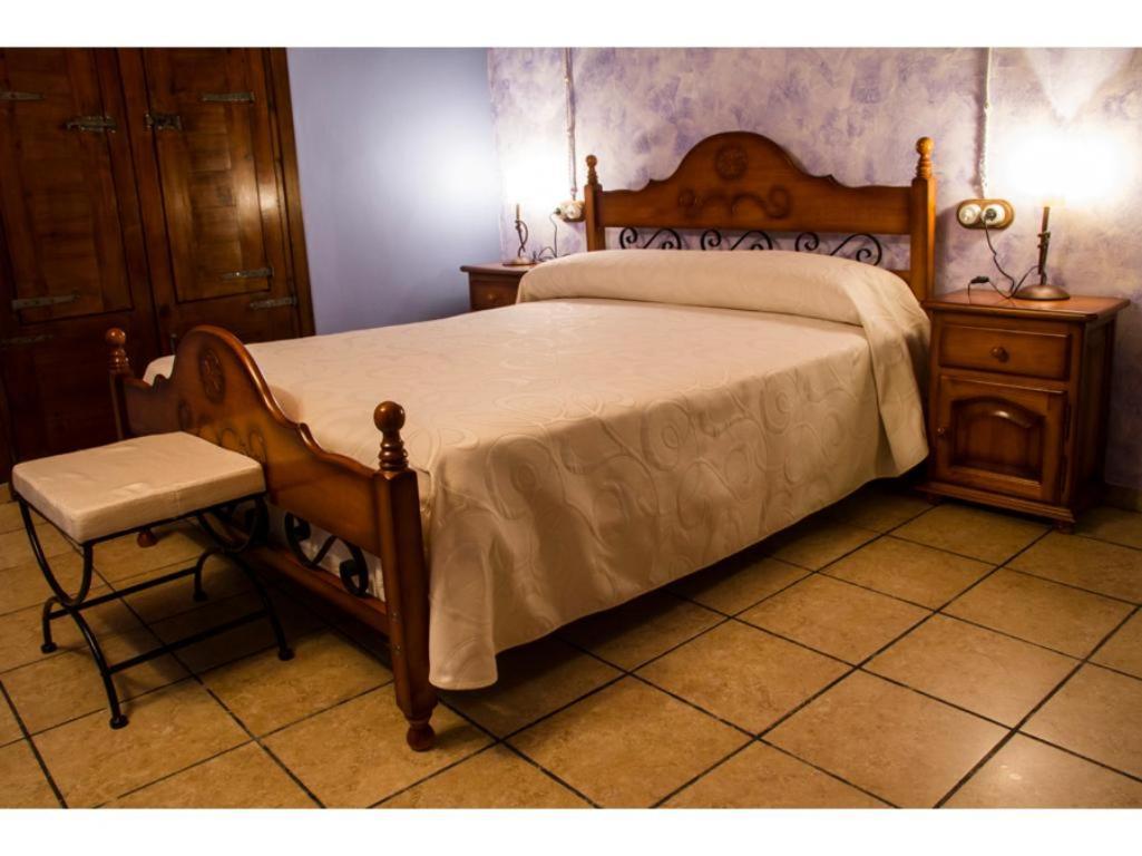 Masia Los Camineros Cella Buitenkant foto